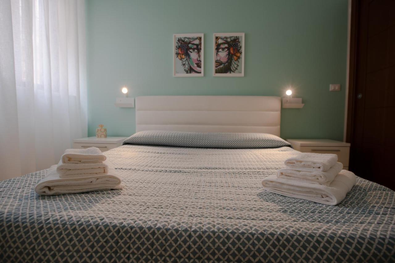 Cassaro Casa Vacanze กัสเตลลัมมาเร เดล โกลโฟ ภายนอก รูปภาพ