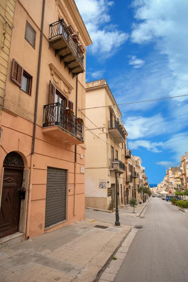 Cassaro Casa Vacanze กัสเตลลัมมาเร เดล โกลโฟ ภายนอก รูปภาพ
